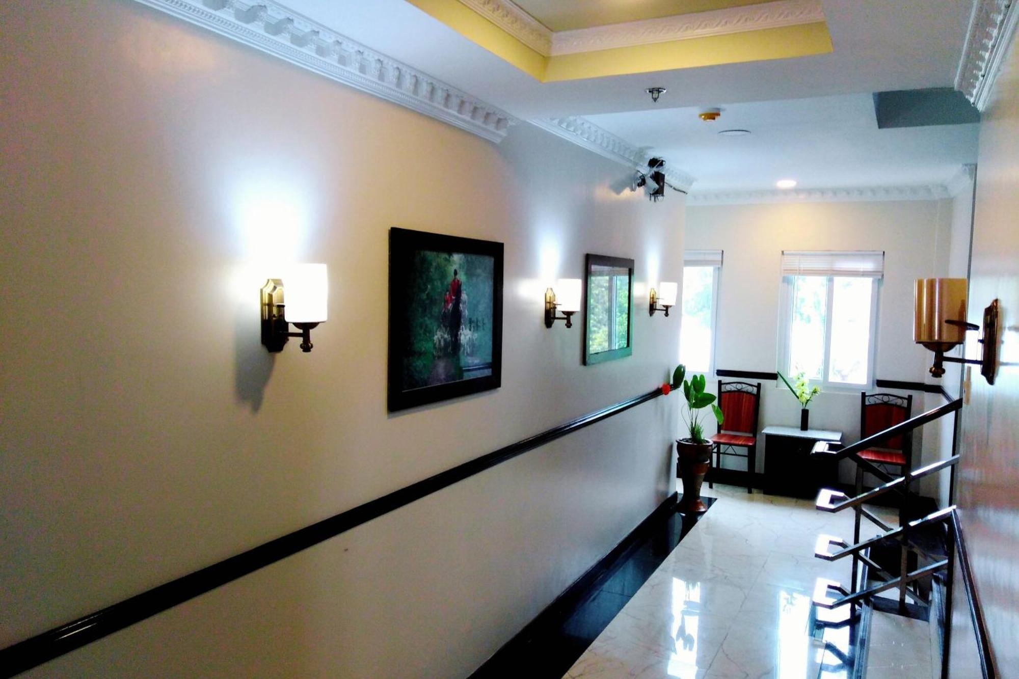 Venezia Suites Hotel Iloilo Екстер'єр фото